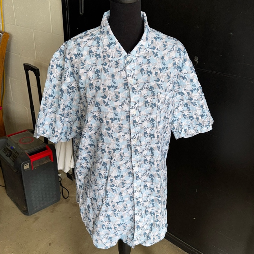 Men’s 

Nickel and Iron, XL, blue, white and grey